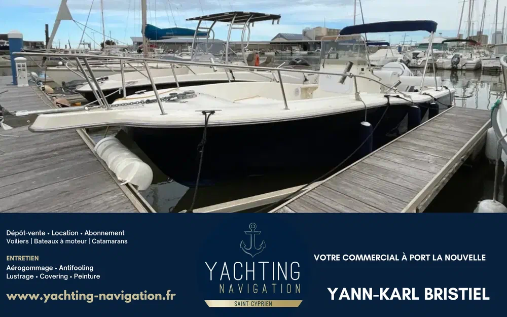 slider 0 White Shark 215