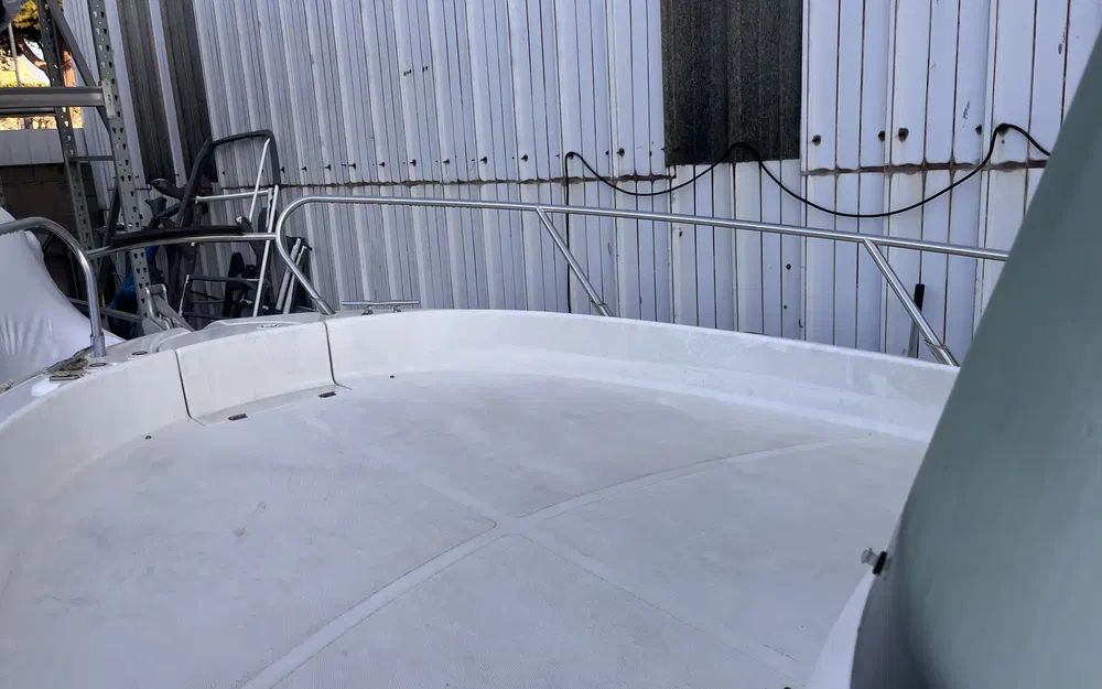 slider 2 Sessa Marine Key Largo 22 Deck