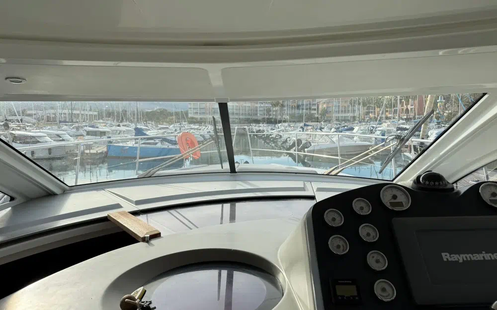slider 10 Beneteau Monte Carlo 42 HT