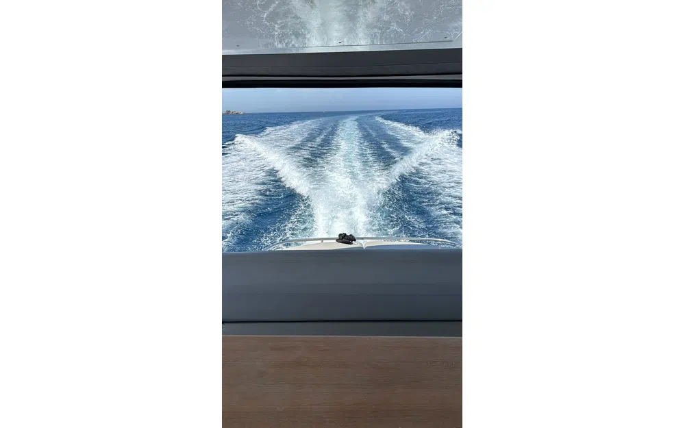 slider 23 Beneteau Monte Carlo 42 HT