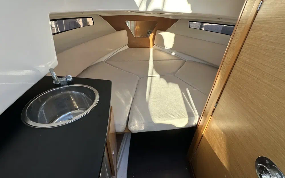 slider 9 Jeanneau Cap Camarat 7.5 WA