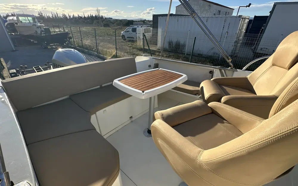 slider 2 Jeanneau Cap Camarat 7.5 WA