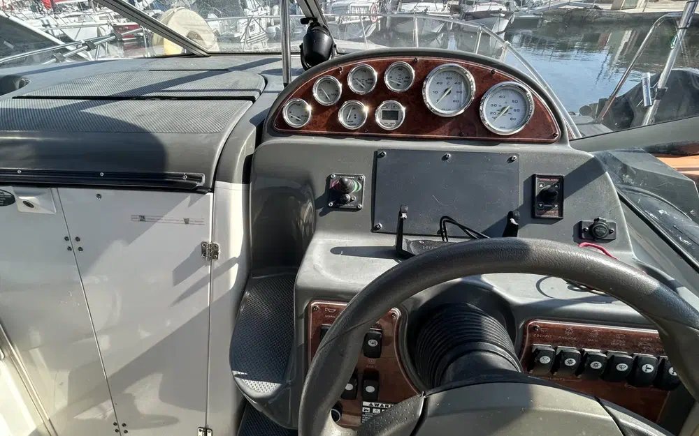 slider 6 Bayliner Cierra 245