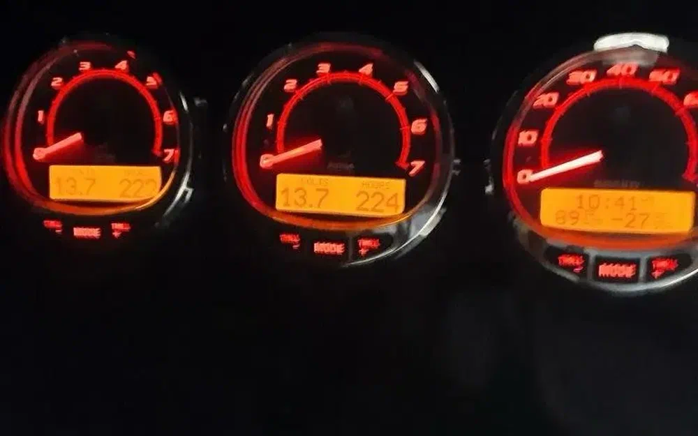 slider 14 Quicksilver Activ 875 Sundeck