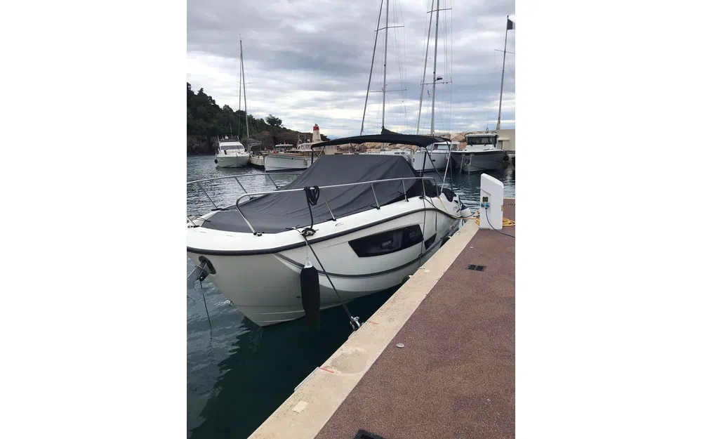 slider 23 Quicksilver Activ 875 Sundeck