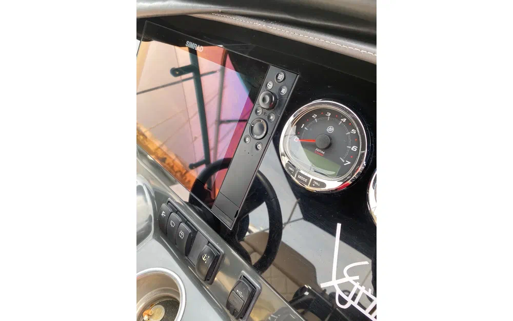 slider 25 Quicksilver Activ 875 Sundeck