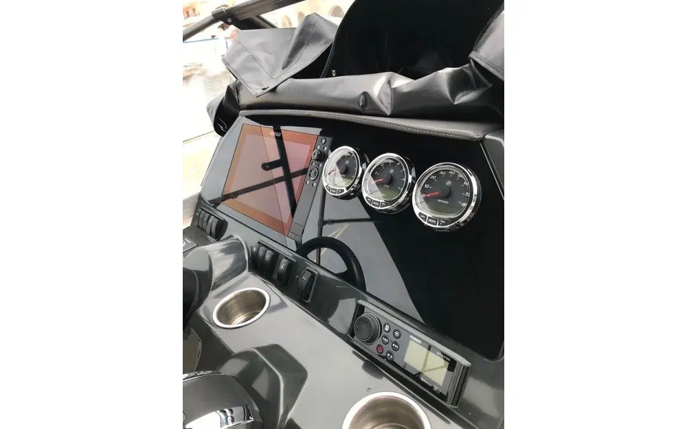 slider 6 Quicksilver Activ 875 Sundeck