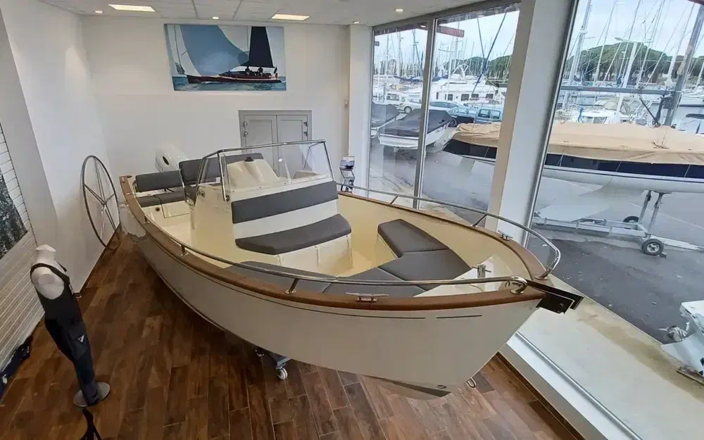 slider 0 Rhea 23 Open