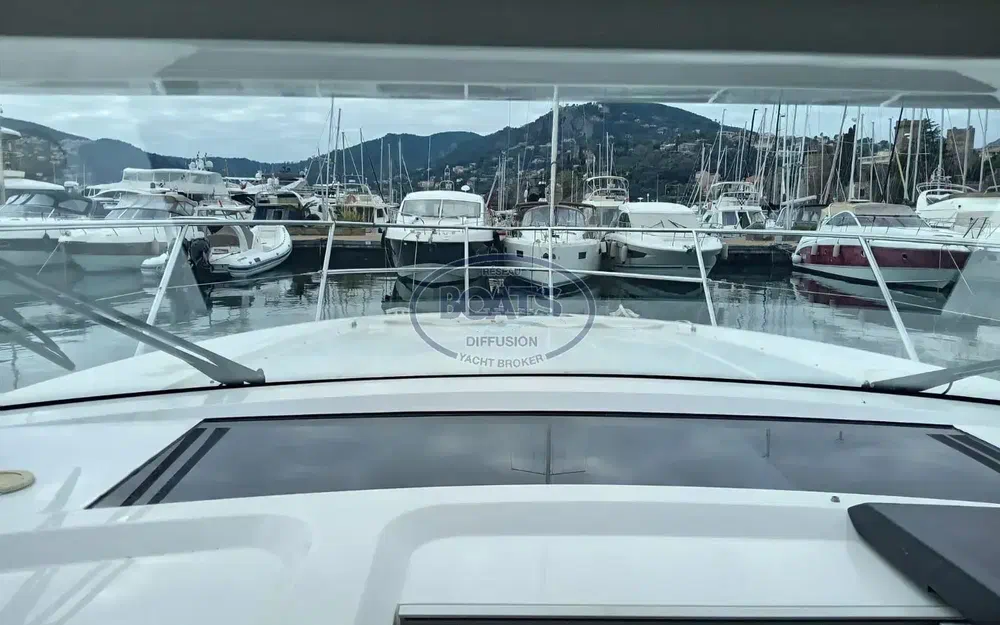 slider 1 Princess V39