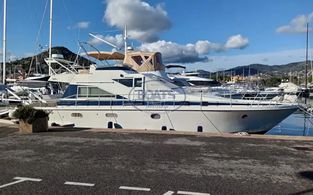 slider 2 Guy Couach 1401 Fly