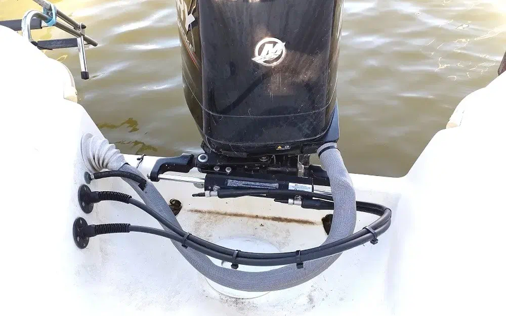 slider 21 Quicksilver 640 Pilothouse