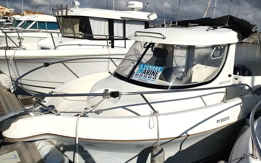 slider 1 Quicksilver 640 Pilothouse