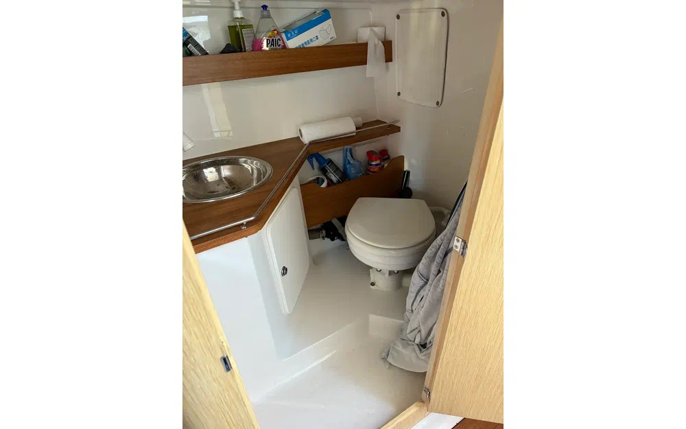 slider 9 Pacific Craft 730 SC