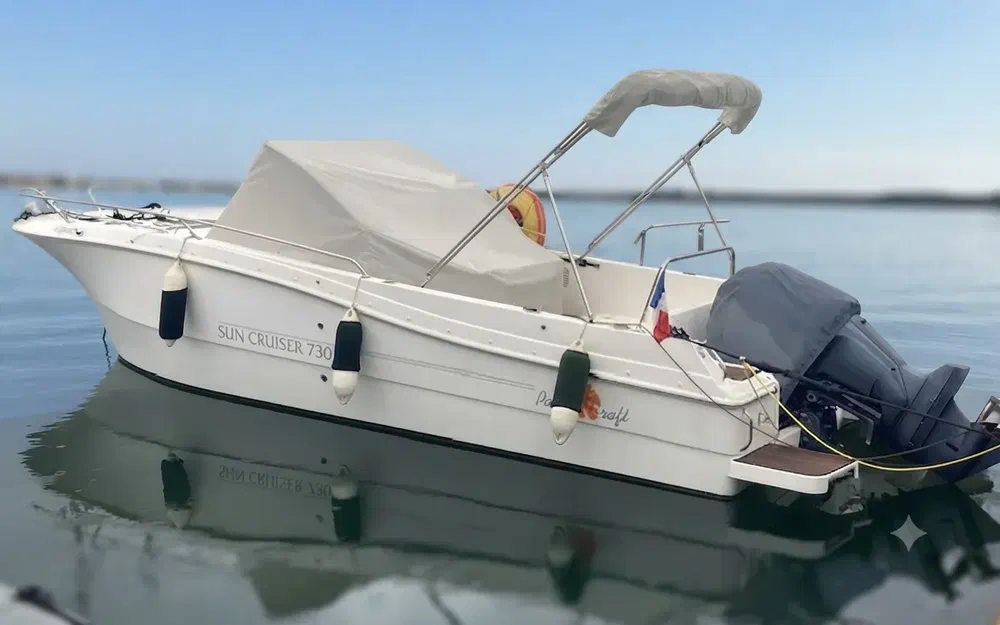 slider 3 Pacific Craft 730 SC