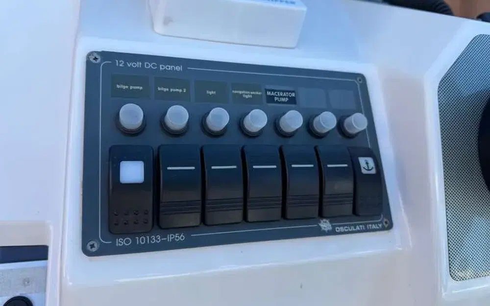 slider 27 Pacific Craft 730 SC