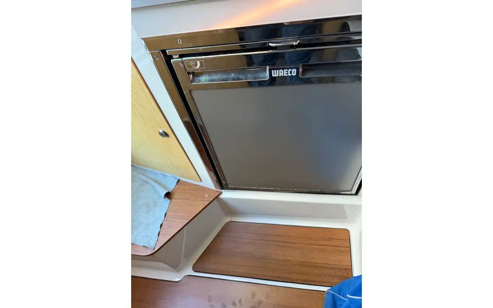 slider 6 Pacific Craft 730 SC