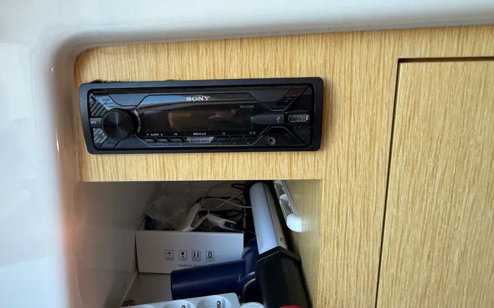 slider 7 Pacific Craft 730 SC