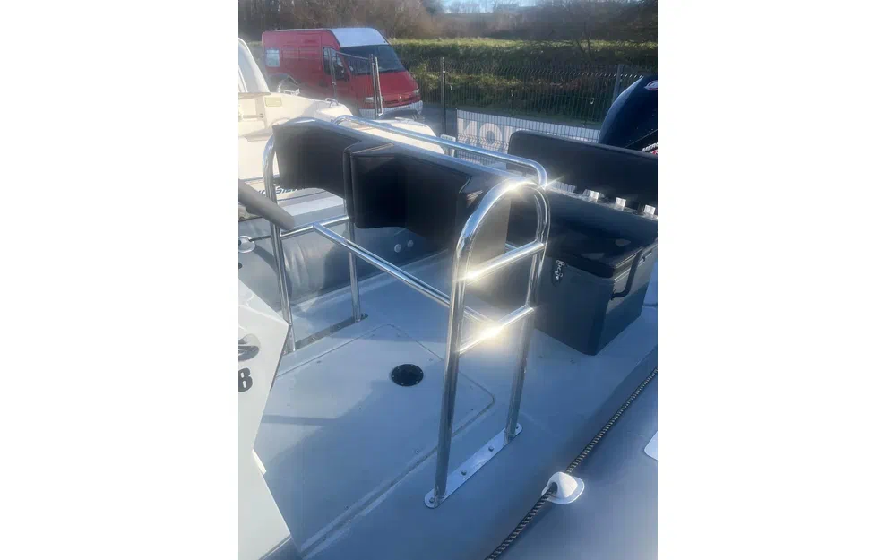 slider 3 Valiant 690 Sport Fishing