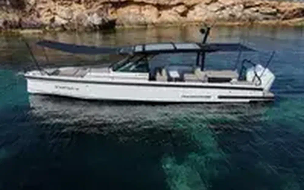 slider 0 Axopar 37 ST