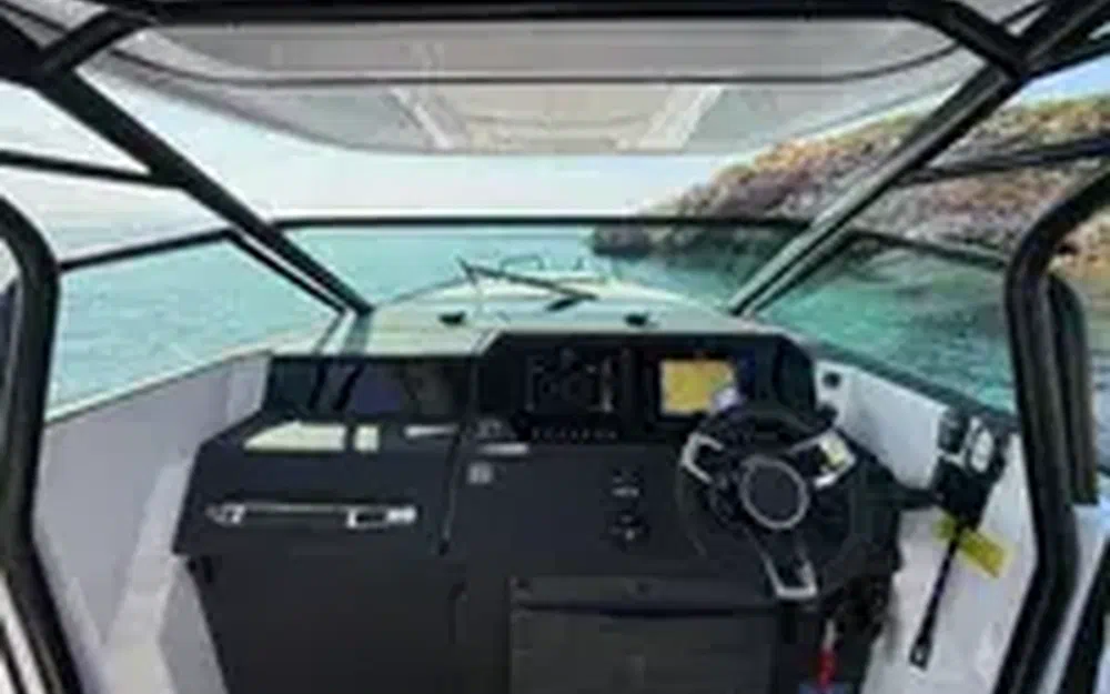 slider 7 Axopar 37 ST