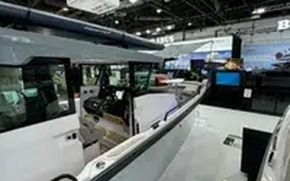 slider 2 Axopar 29 XC CROSS CABIN