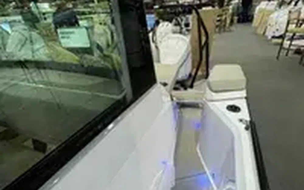 slider 7 Axopar 29 XC CROSS CABIN