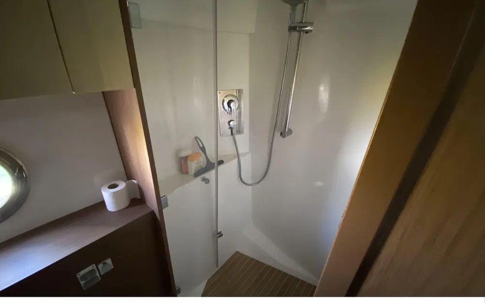 slider 16 Beneteau Gran Turismo 46