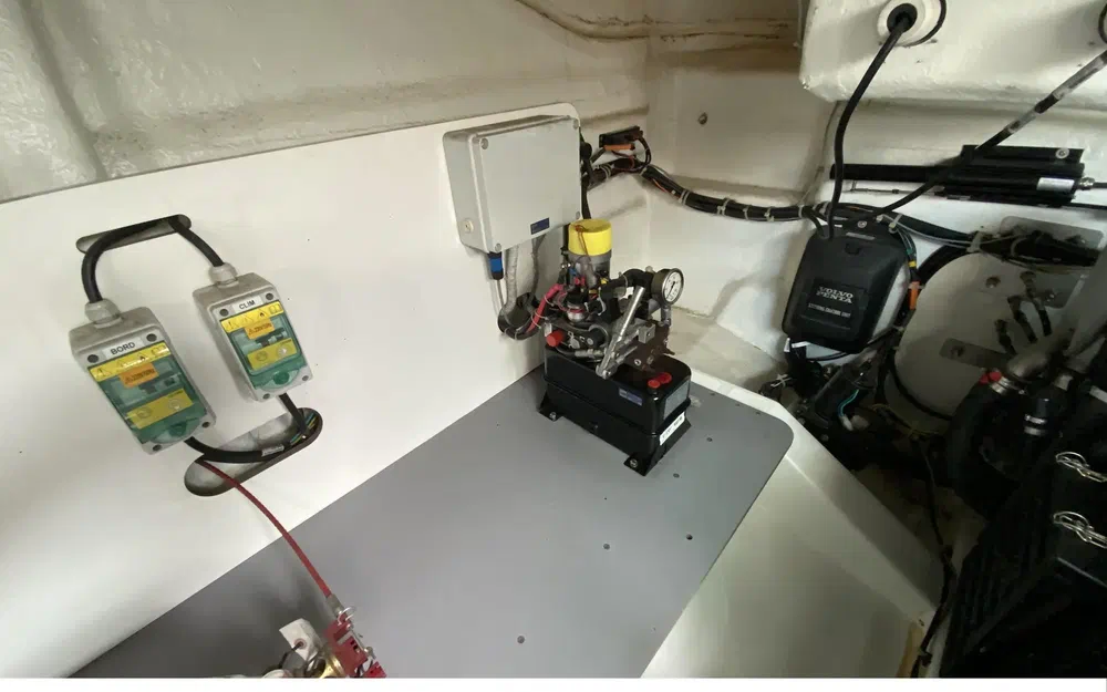 slider 20 Beneteau Gran Turismo 46