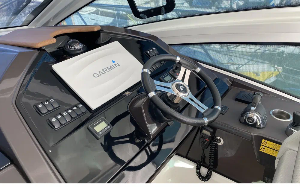 slider 26 Beneteau Gran Turismo 46