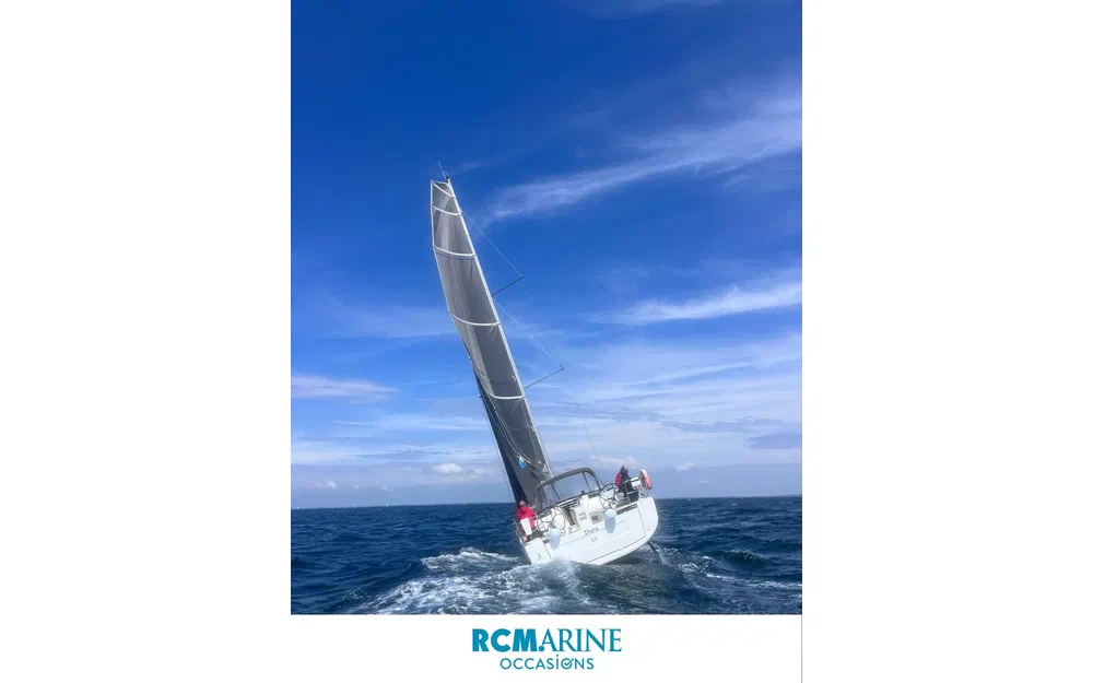 slider 19 Beneteau Oceanis 37.1