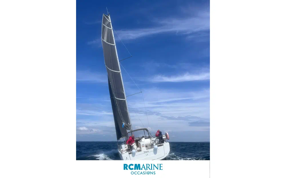 slider 20 Beneteau Oceanis 37.1