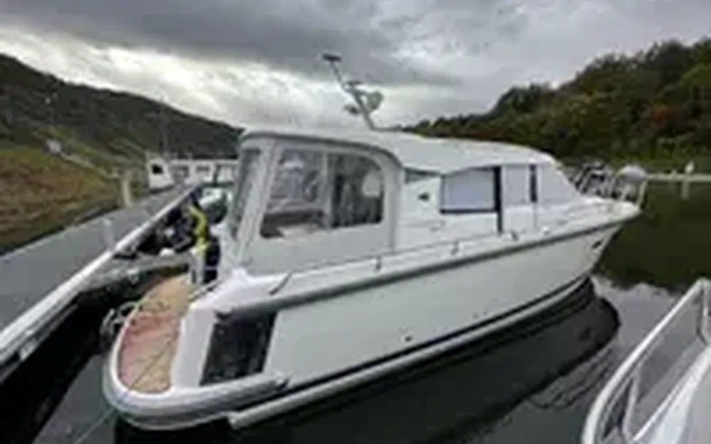 slider 2 Nimbus 305 Coupe