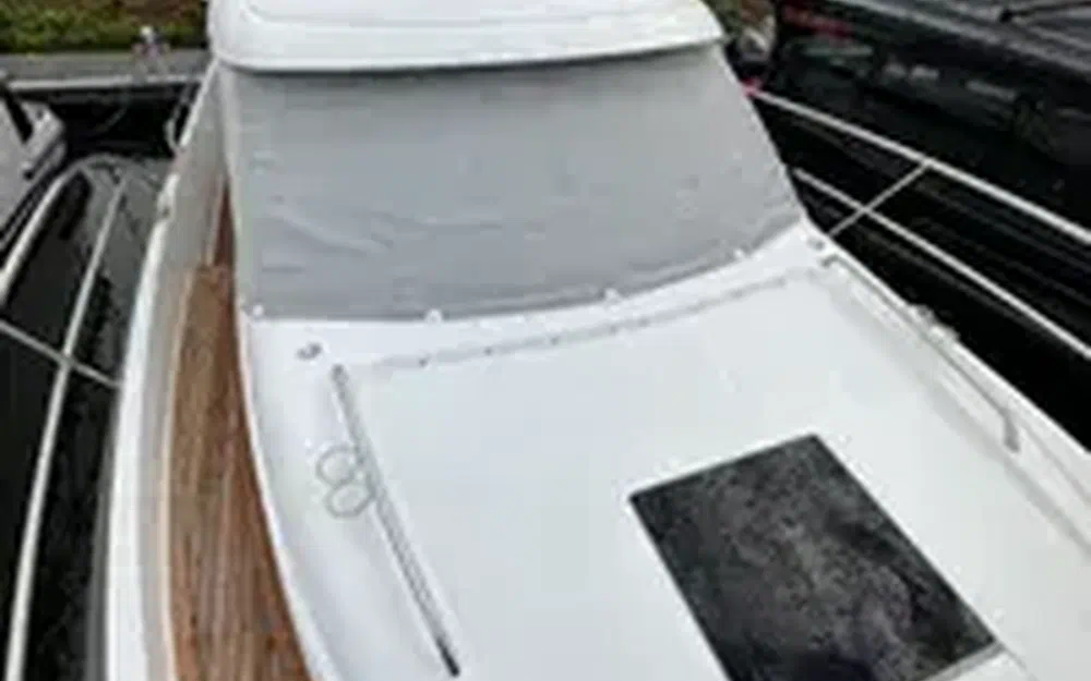 slider 6 Nimbus 305 Coupe