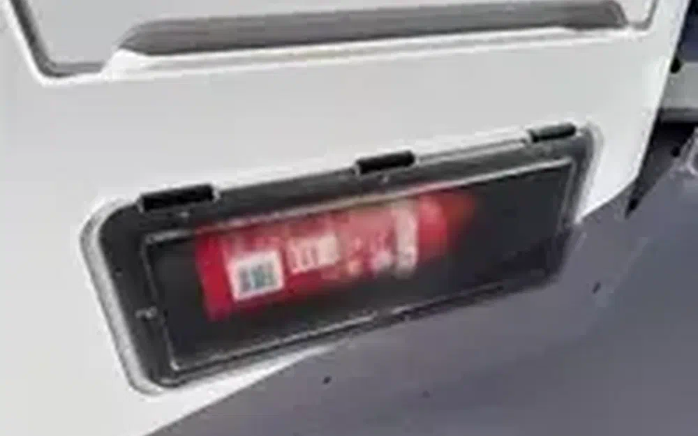 slider 13 Axopar 37 SC