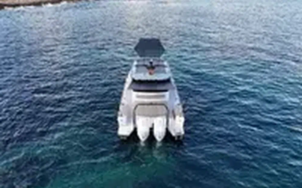 slider 3 Axopar 37 SC