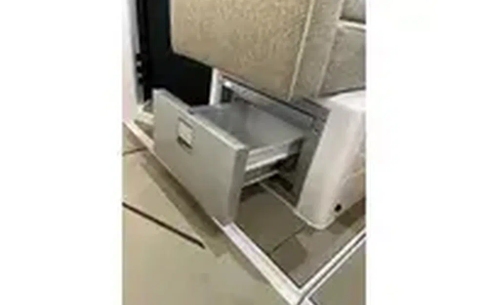 slider 23 Axopar 37 ST