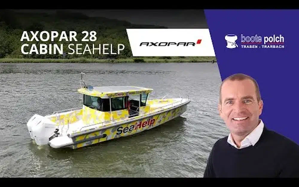 slider 20 Axopar 28 Open