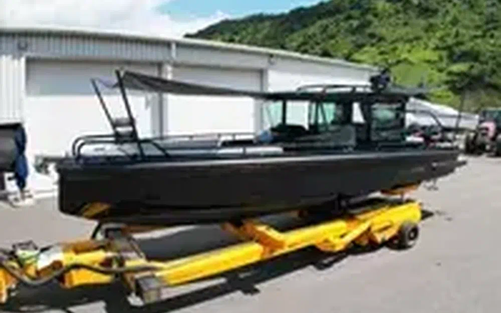 Brabus MarineShadow 500