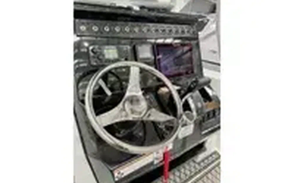 slider 6 Wellcraft Fisherman 242