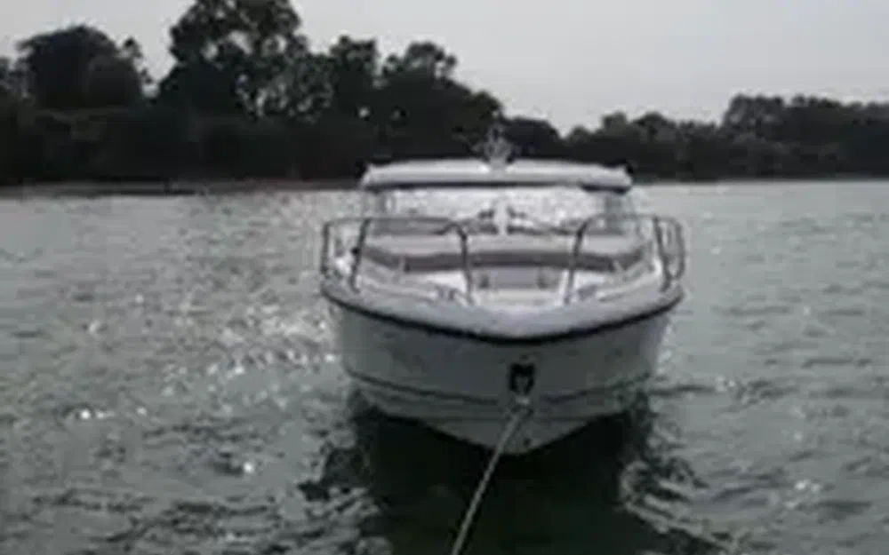 slider 10 Aquador 28 HT