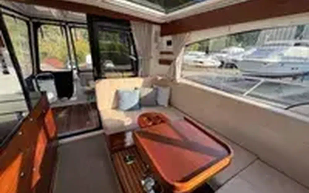 slider 9 Nimbus 365 Coupe