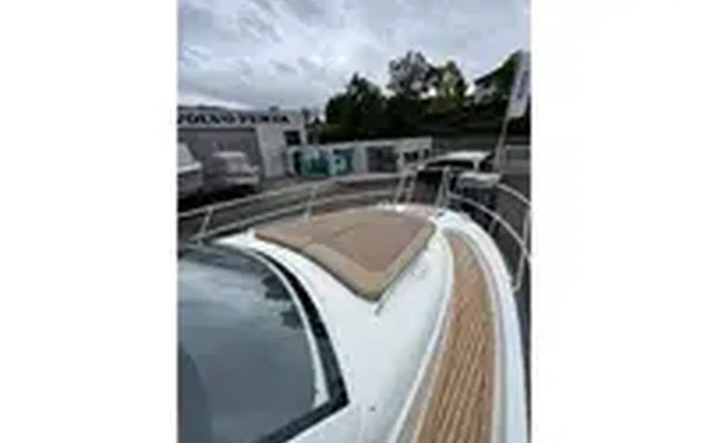 slider 23 Nimbus 305 Coupe