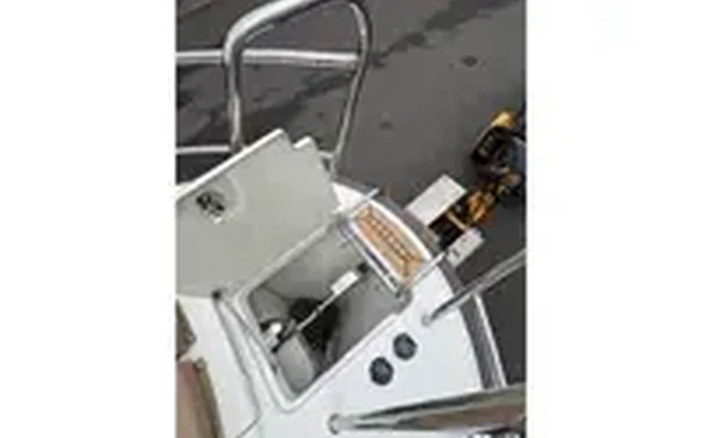 slider 25 Nimbus 305 Coupe