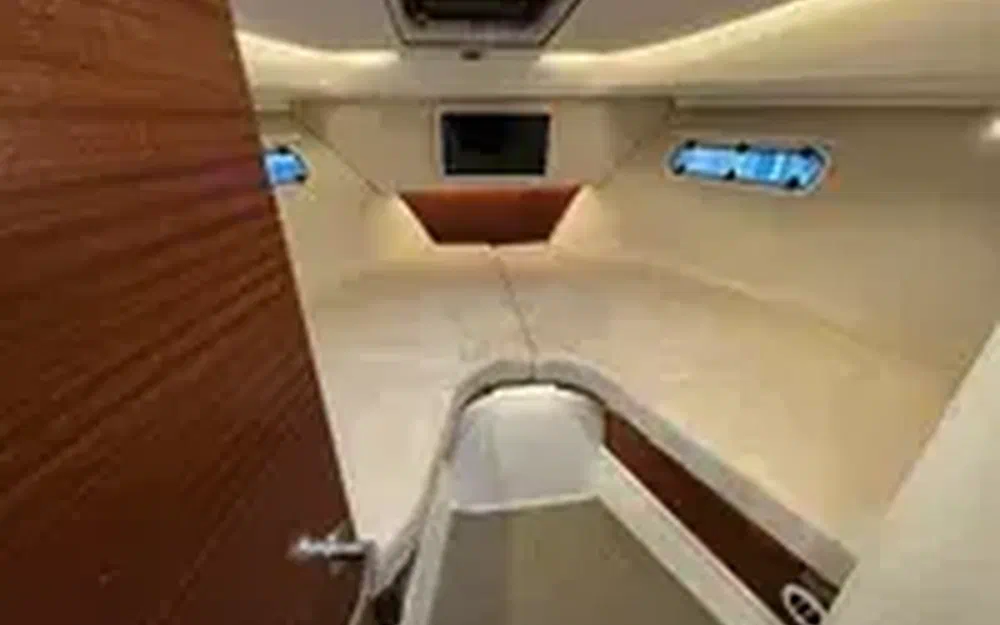 slider 7 Nimbus 305 Coupe