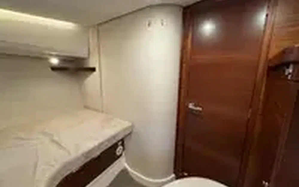 slider 8 Nimbus 305 Coupe