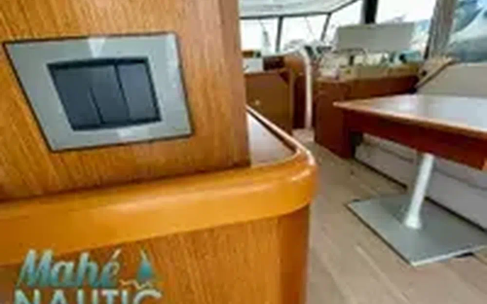 slider 17 Beneteau Swift Trawler 35