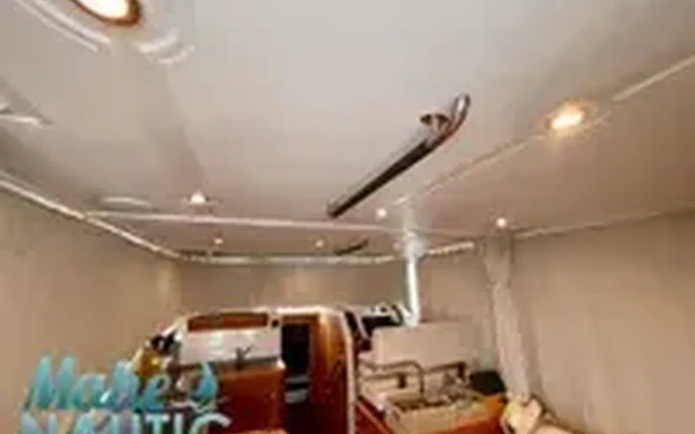 slider 5 Beneteau Swift Trawler 35