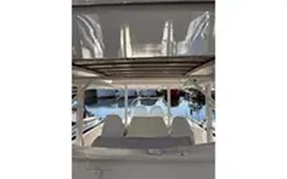 slider 12 Axopar 37 ST