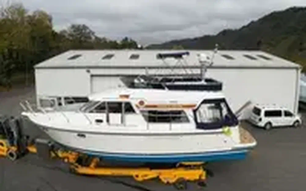 slider 1 Storebro 410 Commander