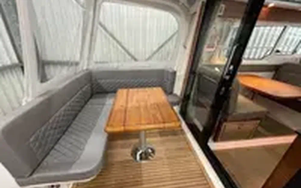 slider 7 Nimbus 305 Coupe